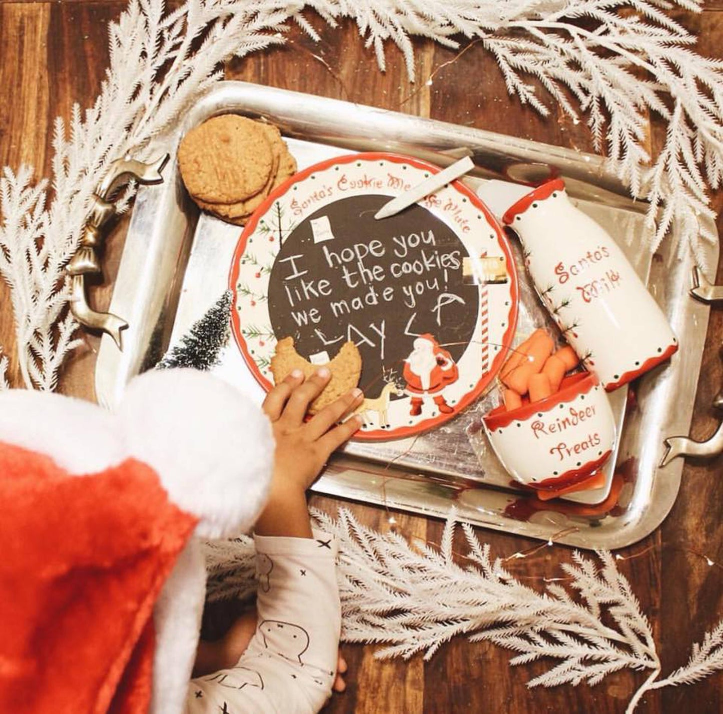 Santa's Message Plate Set - Includes Three-Piece Set