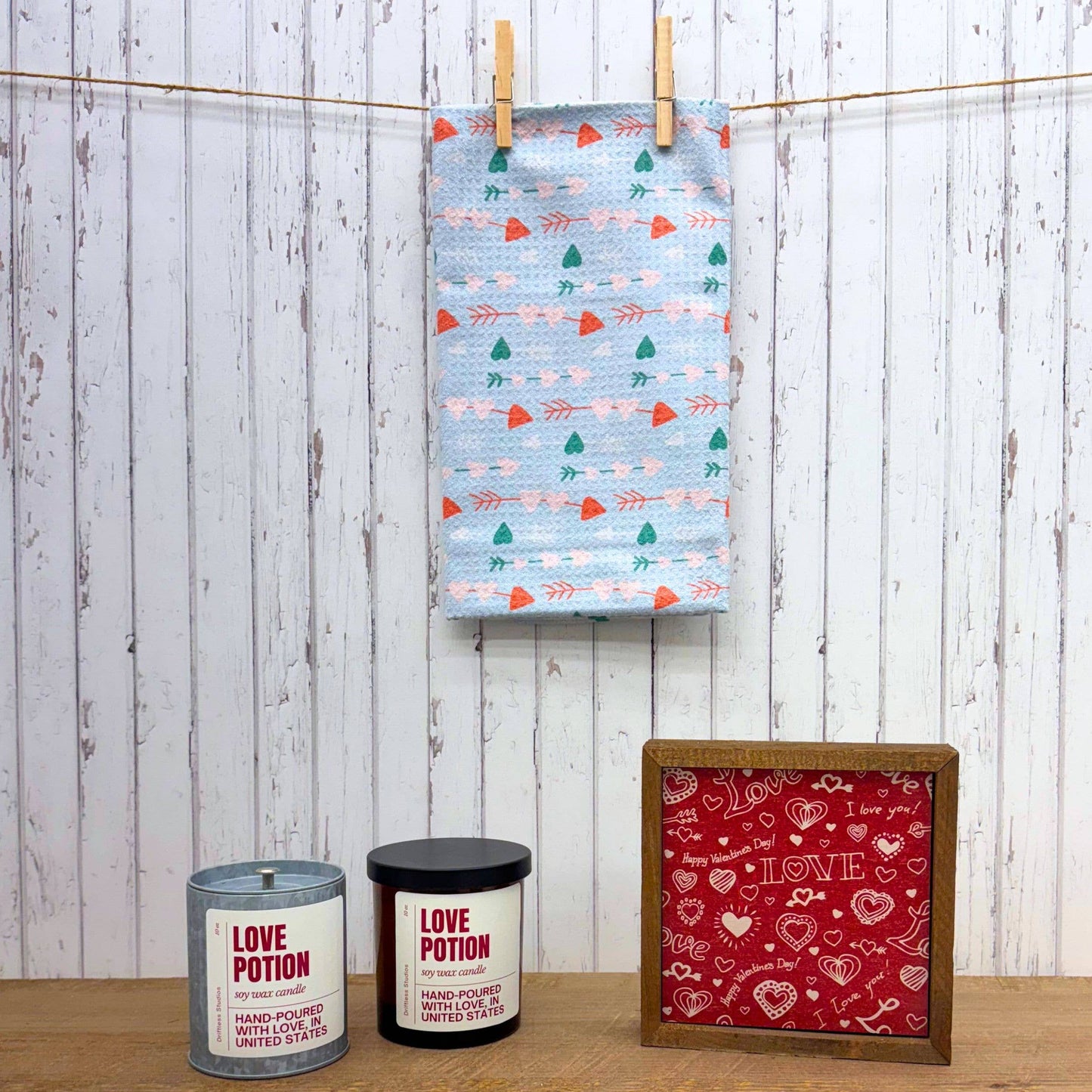 Love Potion Farmhouse Spring Candle - Valentine's Day & Gift