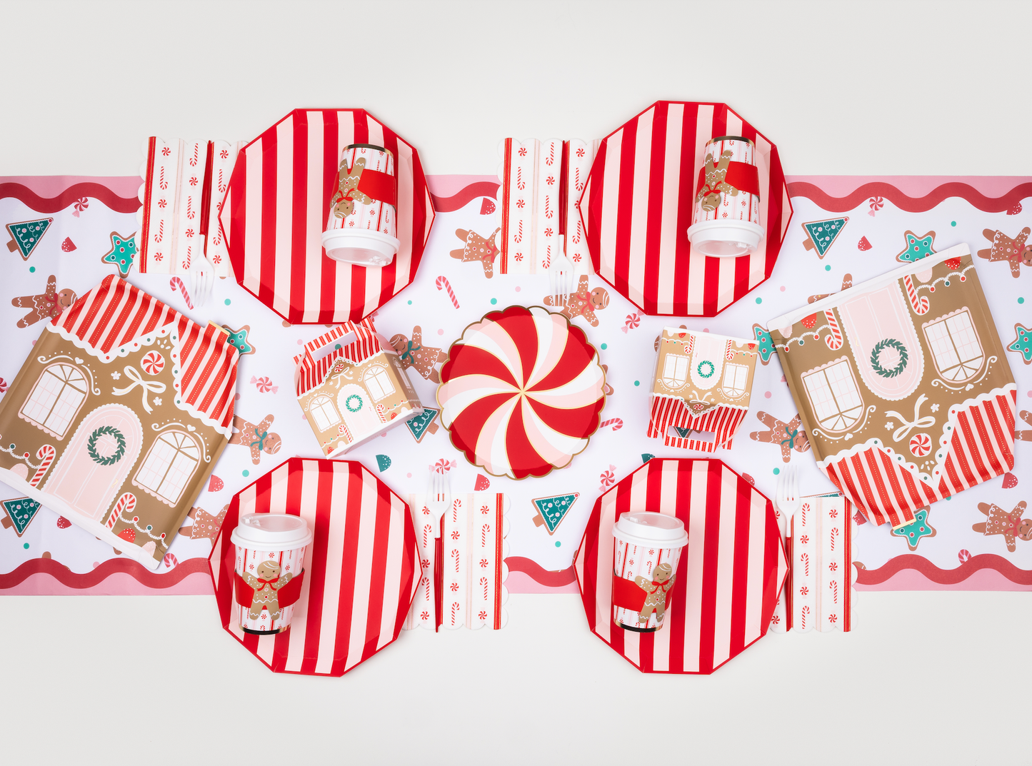 SWEET GINGERBREAD HOUSE LARGE PLATES