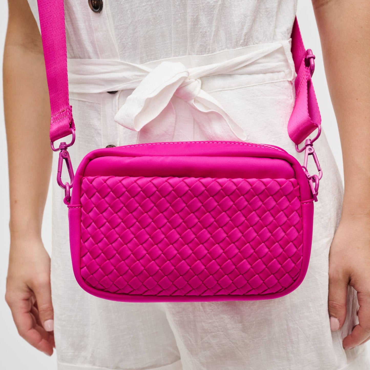 Inspiration Woven Neoprene Crossbody: Black