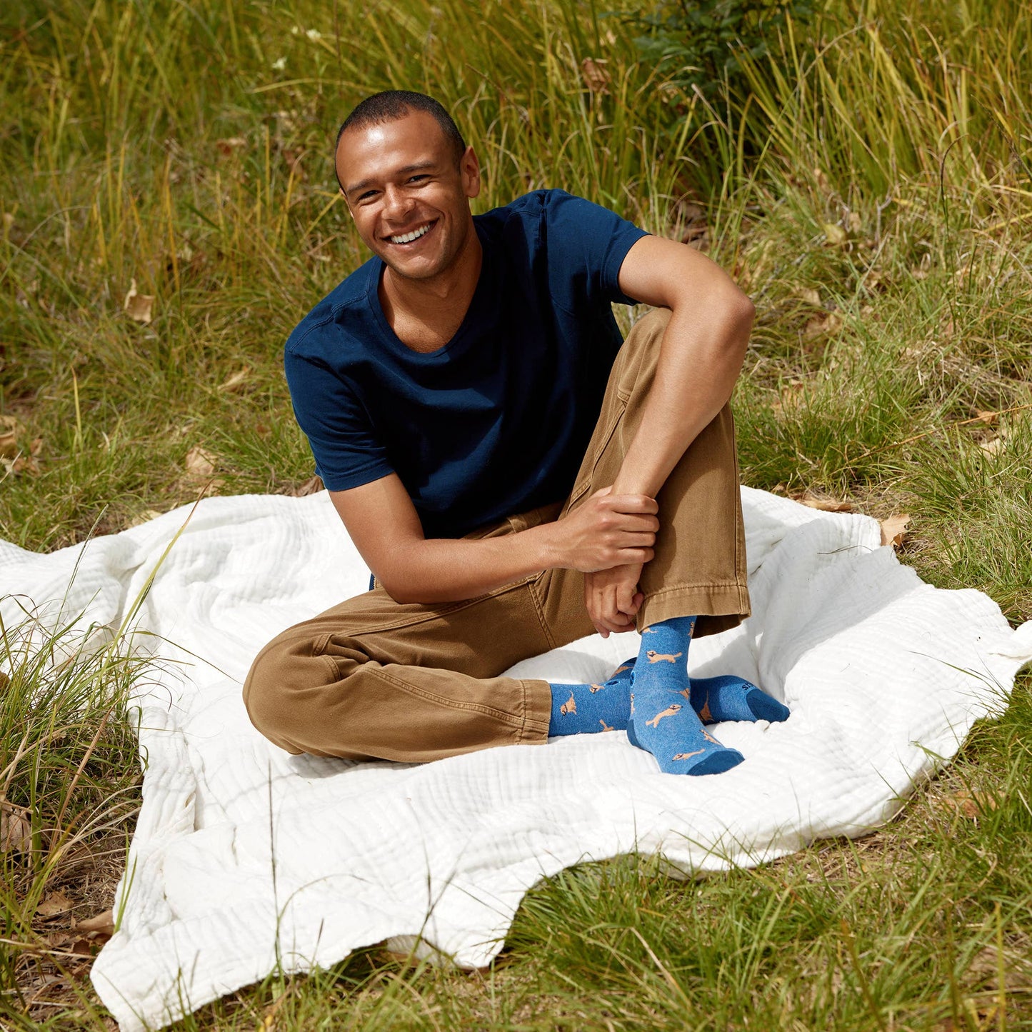 Socks that Save Dogs (Blue Golden Retrievers): Medium