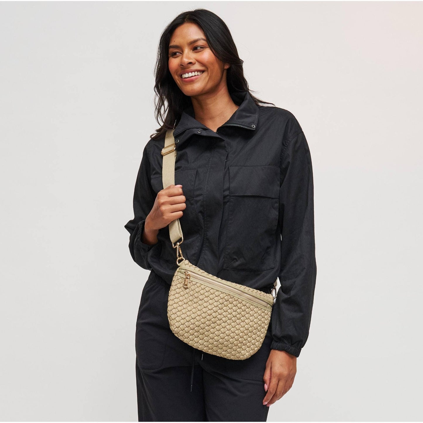 Ethereal   Woven Sustainable Crossbody: Navy