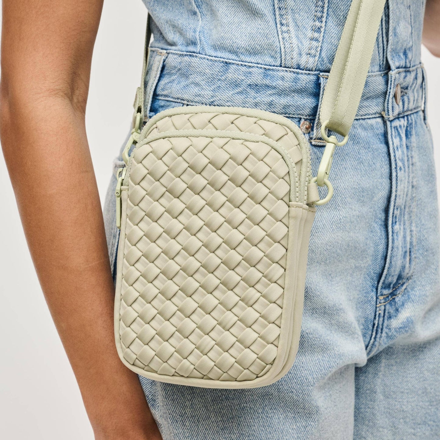 Divide & Conquer Woven Neoprene Crossbody: Nude