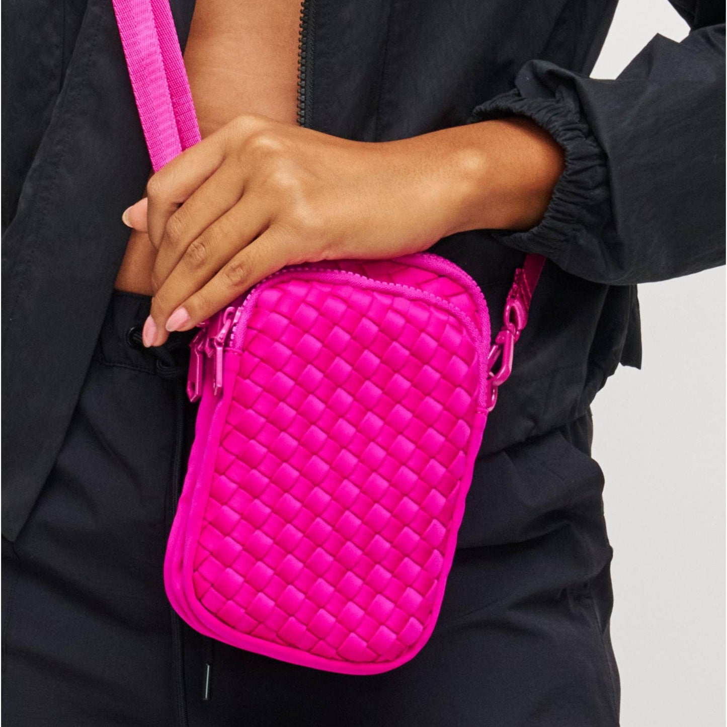 Divide & Conquer Woven Neoprene Crossbody: Nude