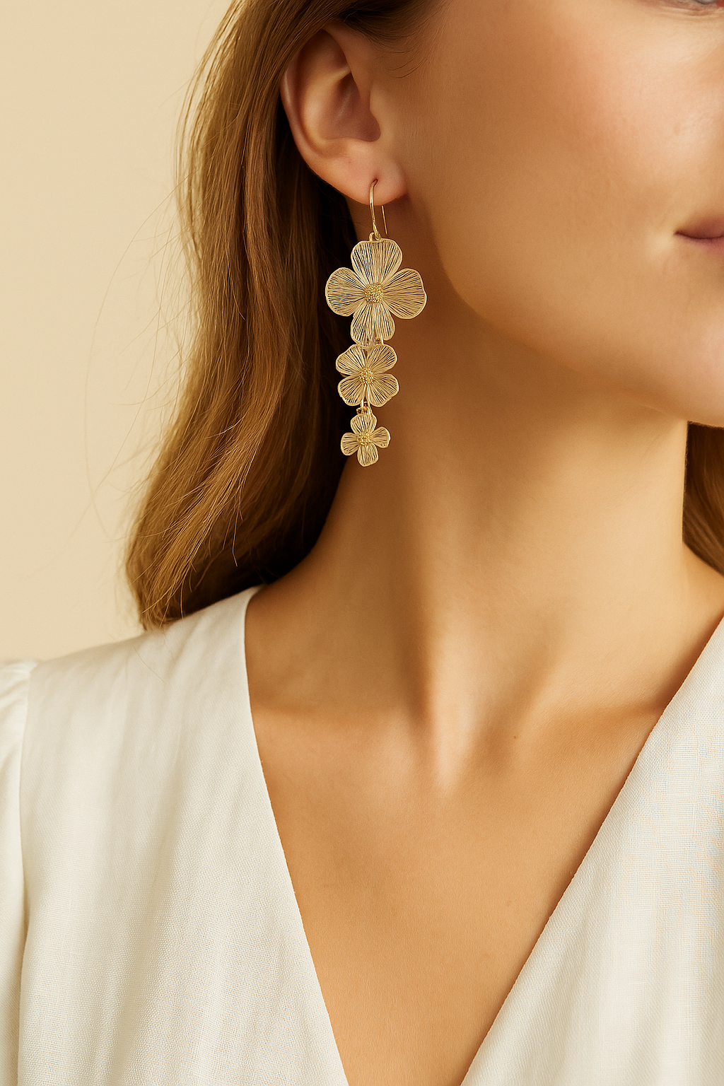 Delicate Laser Cut 3D Floral Filigree Drop Earrings: Gold / One / 4SE31194