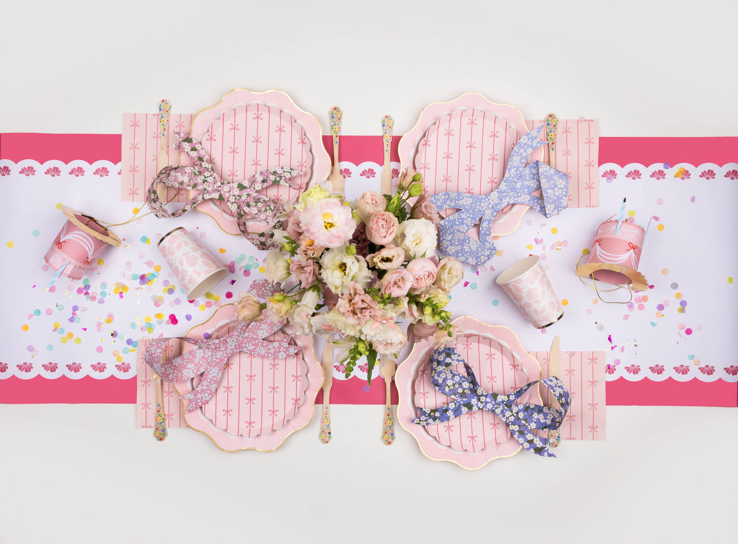 PETAL PINK SIGNATURE BOW SMALL PLATES