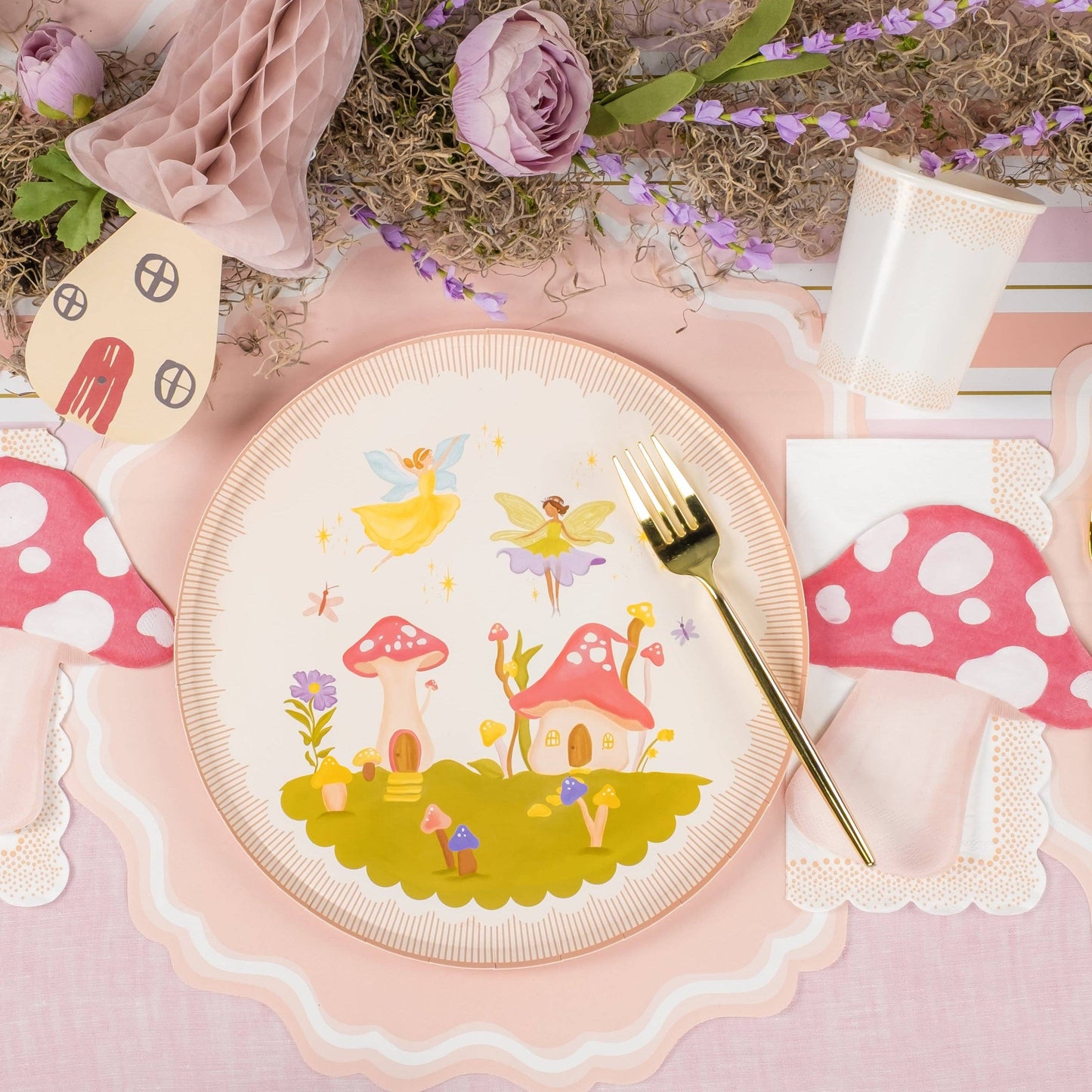 MUS25-CN6-Mushroom Shaped Napkins