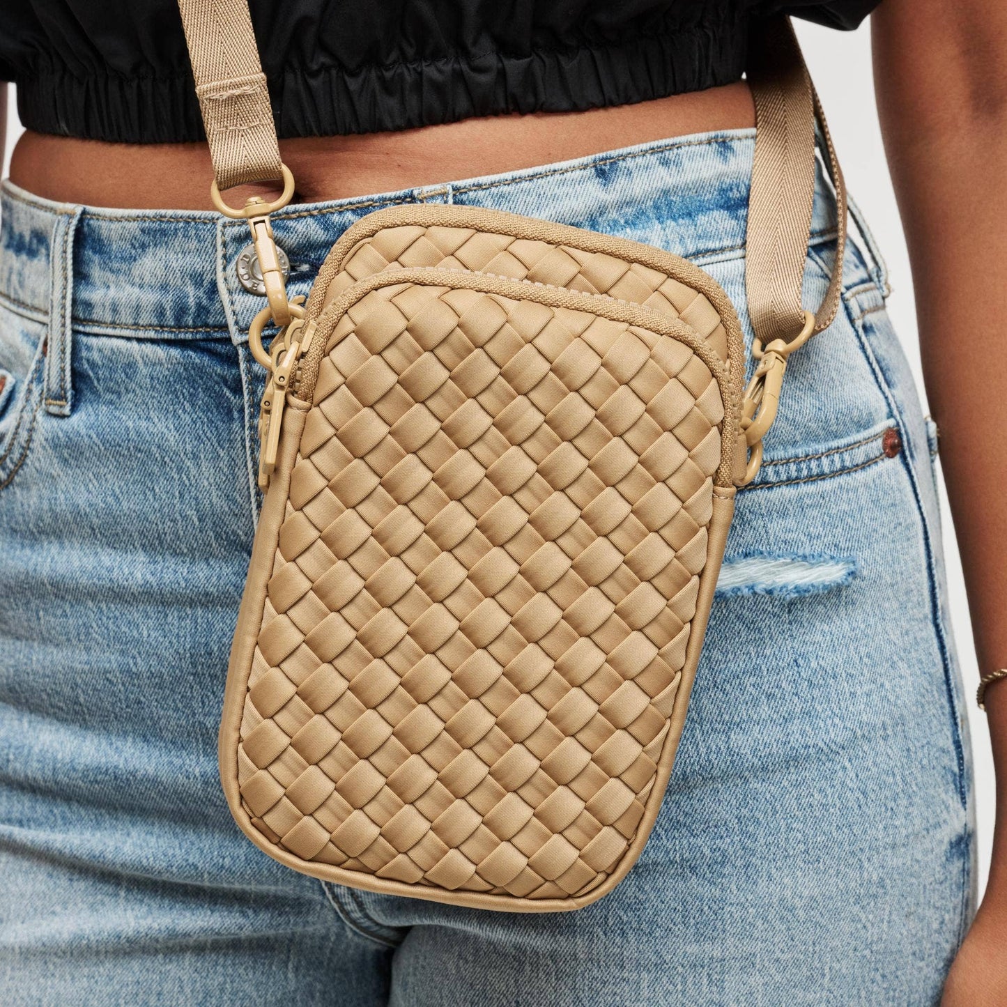 Divide & Conquer Woven Neoprene Crossbody: Fuchsia